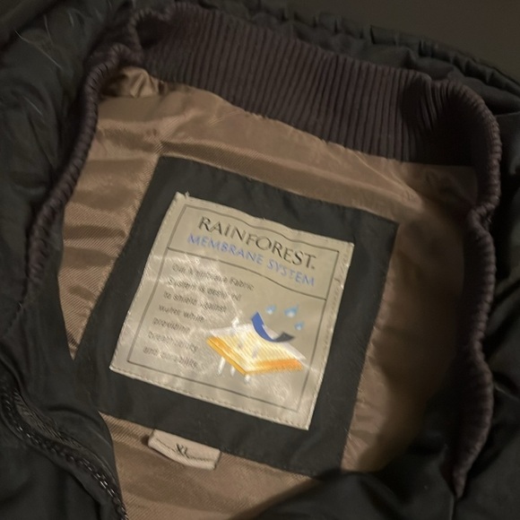 Rainforest vest - Picture 2 of 9